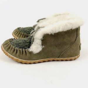 Sorel Out & About Moccasin Slippers | olive green